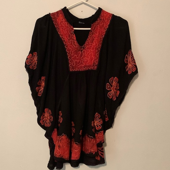 Boho Embroidered  Poncho style Blouse - Picture 1 of 8